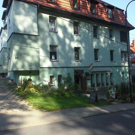 Bezowy pokój Apartamento Jedlina-Zdroj Exterior foto